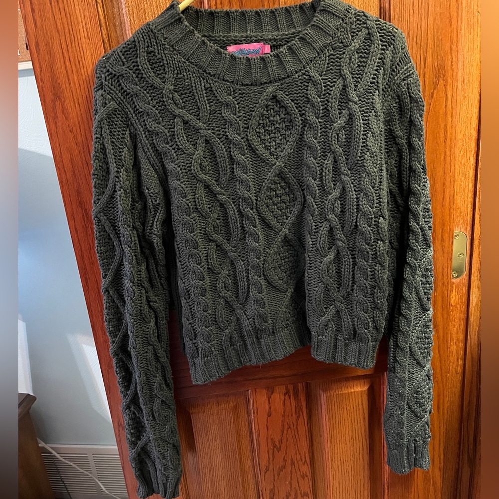 edikted Gray Cropped Sweater M